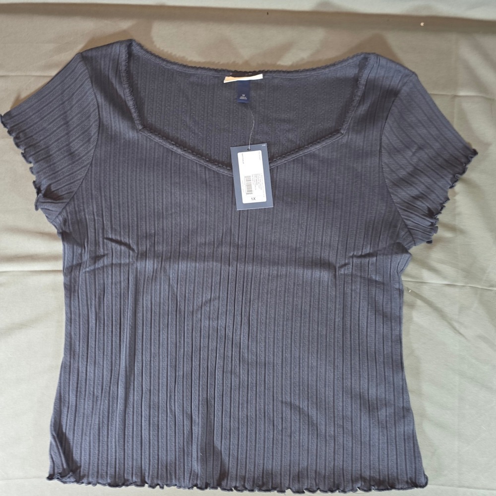 Universal Thread Navy Blue Ribbed Sweetheart Neck Lettuce Edge Top 1X NEW